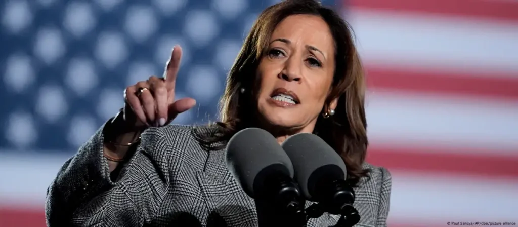 US election: Harris to make campaign 'closing statement'